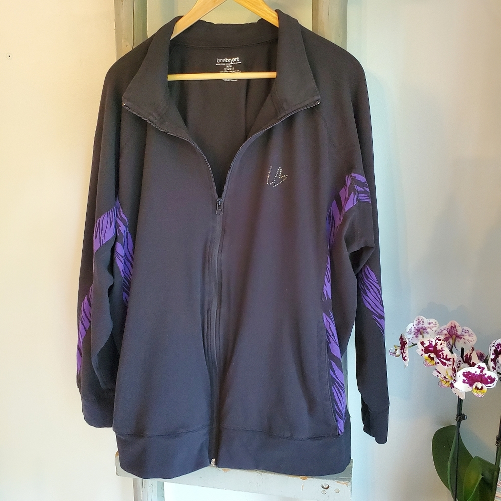 26/28 Lane Bryant Zebra zip up active jacket
